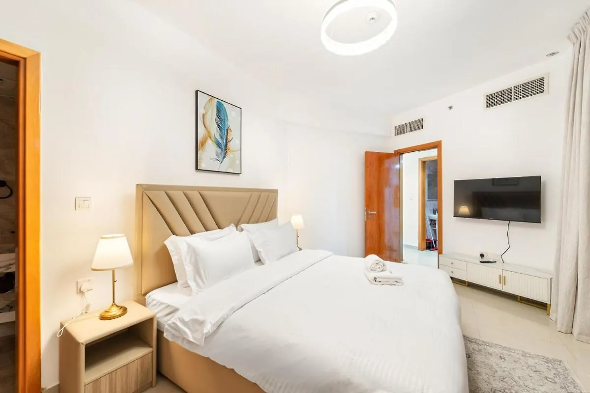 アパート Stylish 1Br In Dubai With Balcony, Lake View, Gym And Pool