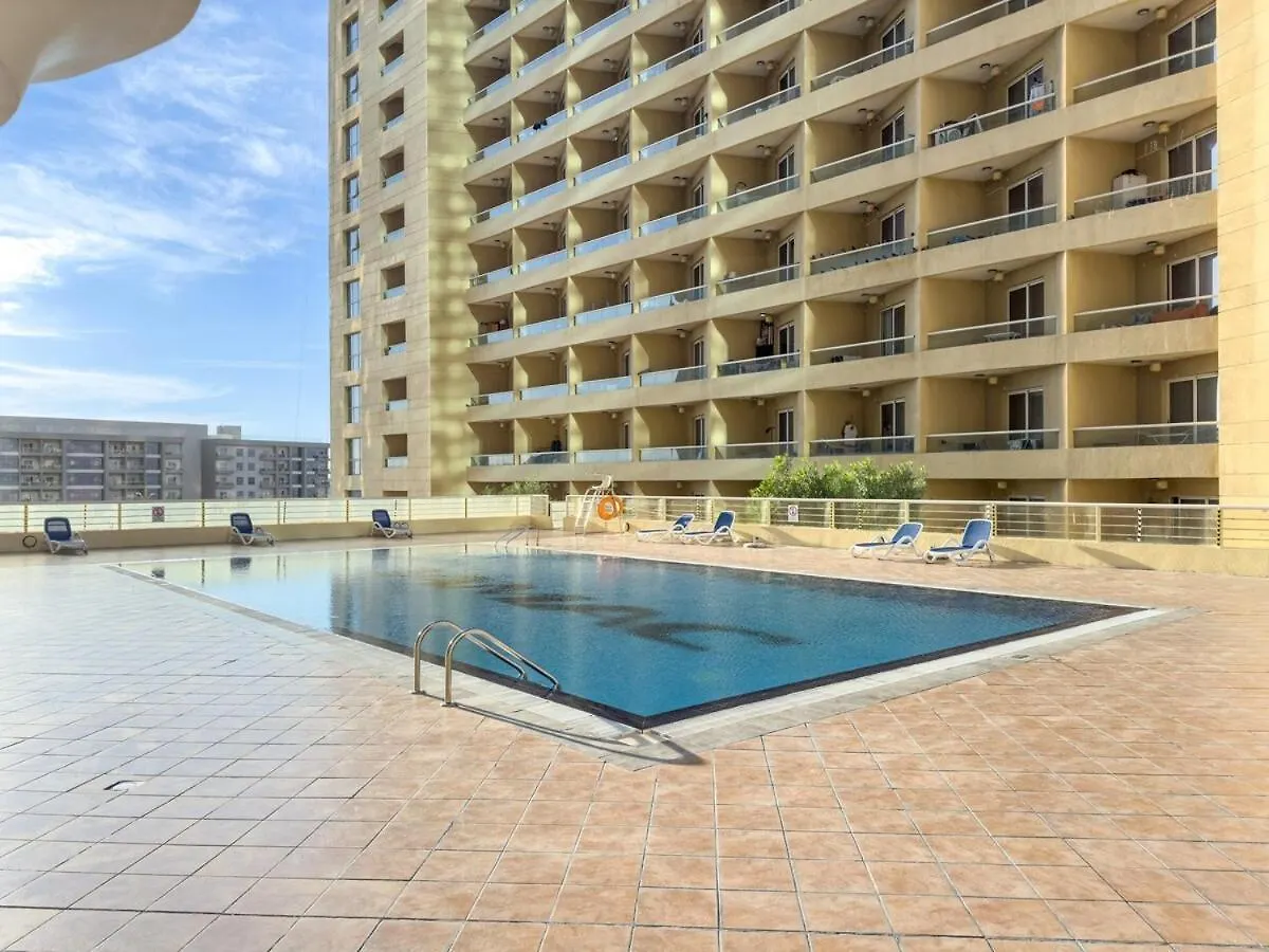 Stylish 1Br In Dubai With Balcony, Lake View, Gym And Pool アパート