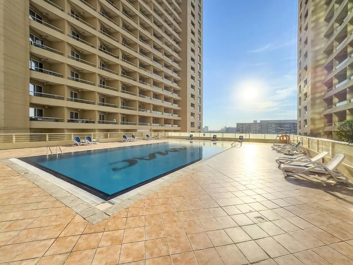 Stylish 1Br In Dubai With Balcony, Lake View, Gym And Pool 0*,  Emirados Árabes Unidos